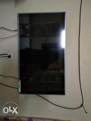 Micromax full hd 42 inches 3yesrs warranty just