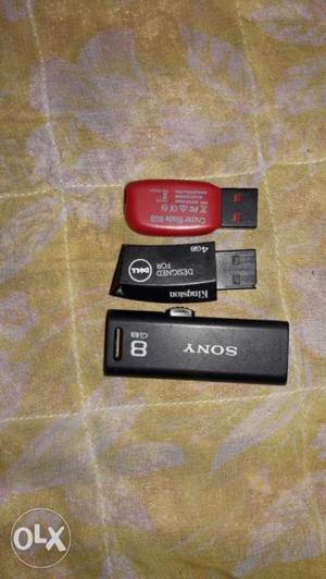 Pendrives 2 8gb one 4gb