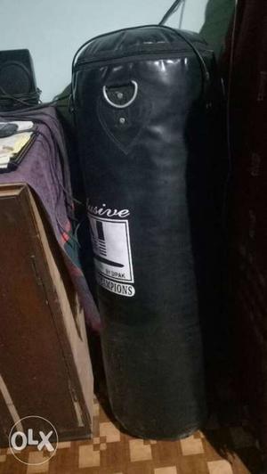 Punching bag.. full new condition i bought this