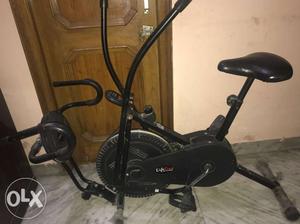 Selling my 3 Year Old Multi Purpose Cardio Cycle in