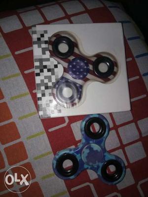 Two US Flag And Blue Camouflage 3-blade Fidget Spinners