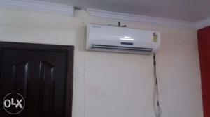 1.5 Ton Air conditioner in working Condition,