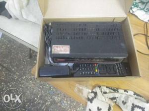 Airtel set top box condition like a new only box