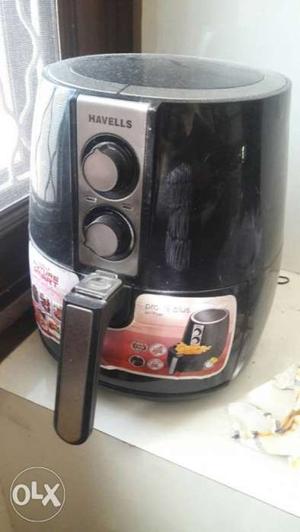 Black And Gray Keurig Coffeemaker