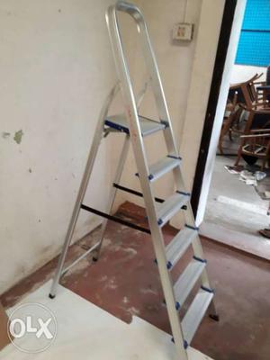 Gray Aluminum Step Ladder