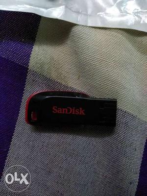 New Black And Red SanDisk 32GB USB Flash Drive