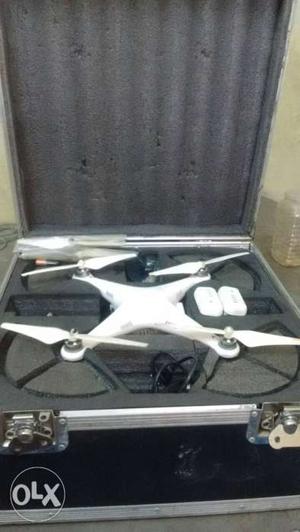 Phantom 2 with 2 batteries including charger