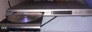 Philips CD Player Fir sale. Less Used. In Working