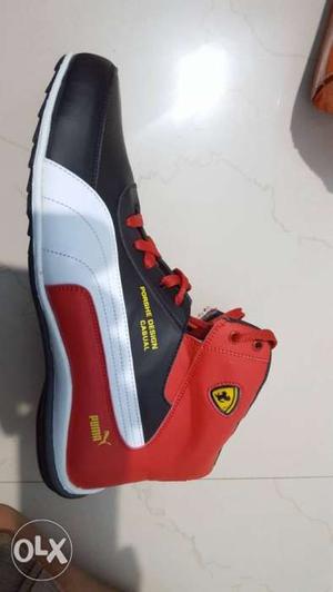 Red And Black puma Ferrari shoes for sale... size 10