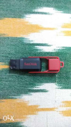 Sandisk 16 GB cruzer switch pendrive.
