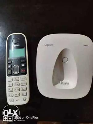White And Gray Vtech Wireless Telephone