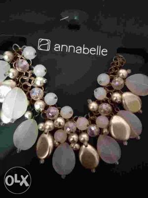 Annabelle coral neckpiece