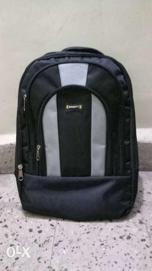 High quality laptop bag with 5 zipper