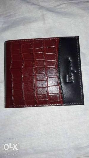 Mens wallets...available in single and wholesale