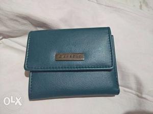 Original caprese teal colour wallet
