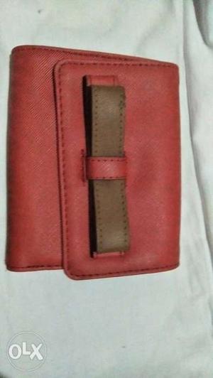 Original red baggit wallet