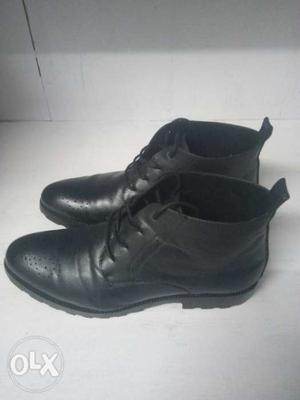 Pair Of Black Leather brogue boots 7UK/41EU.