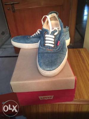 Pair Of Blue Vans Low-top Sneakers With Box