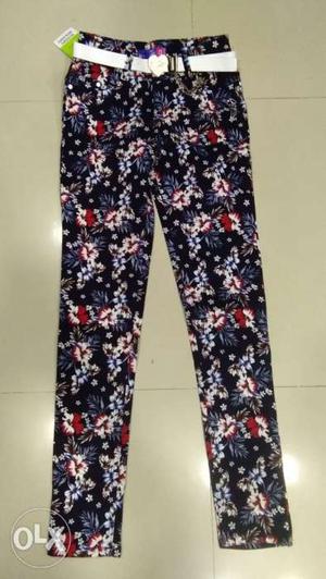 Printed cotton lycra pants for girls