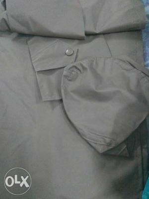 Rain coat rubber new full size xl no use with cap