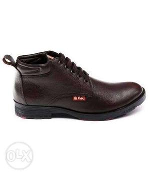 Size 9 lee cooper Black boot two times wear in