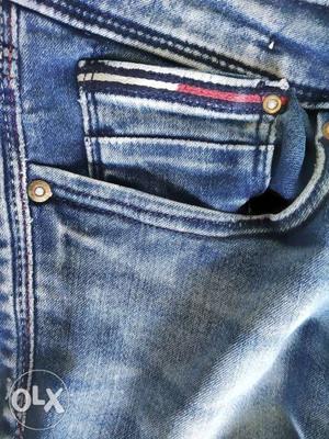 Tommy Hilfiger Jeans Women size -28"