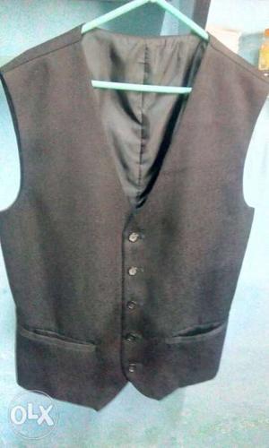 Vest coat..size -s/36 ==only 2 to 3 time
