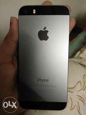 Apple iPhone 5S 32GB bill box charger earphone