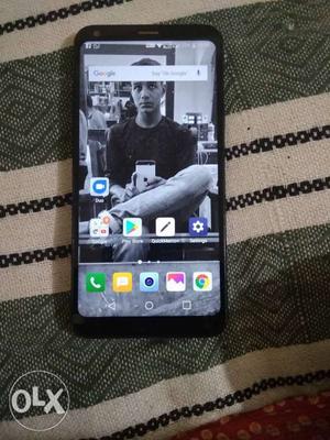 LG Q6 in great condition ram 3,32 camera front