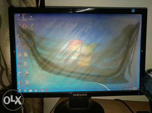 Samsung led monitor good working 18.5 small scarch