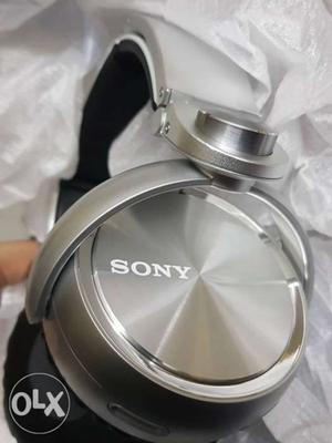 Sony Mdr-xb910a Headphones Brand New Never Used