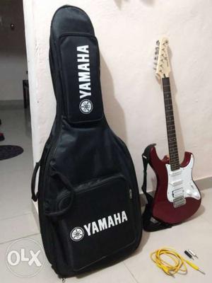YAMAHA pacifica electric guitar with bag and accessories