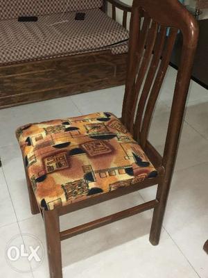 4 Wooden chair of dinning table,, Only chairs for