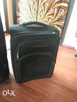 4 wheels - cabin bag suitcase