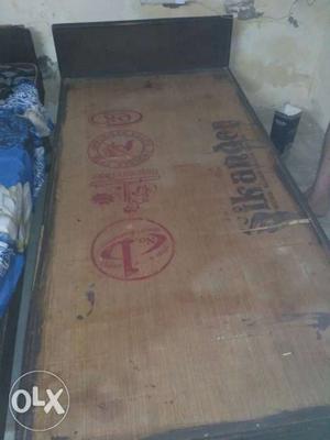 9 plywood beds 10 months old in good condition