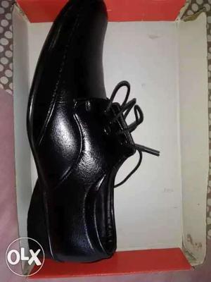Action formal shoe No. 10 bilkul new hai abhi ek