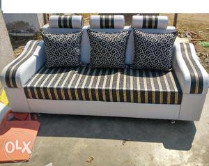 Best cost sofa 3 seater.