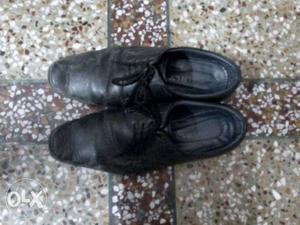 Black formal shoes. Size 8. Not worn much. Good condition.