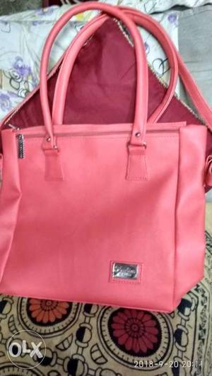 Brand new handbag on gazari color..