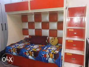 Bunker bed for Children. Just like new. Made with