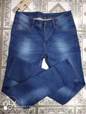 Hello everyone.. I want to sell jeans  pics