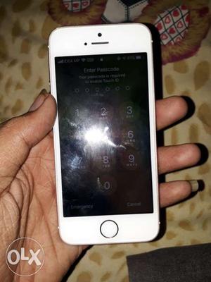 Iphone SE 32gb new condition very good cemea