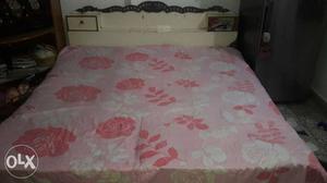 King size double bed, 5 years old