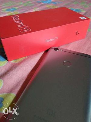 Mi y1 In superb condition 8 months used 3 gb 32