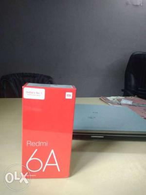 New Much Awaited Xiaomi Redmi 6A black/gold color