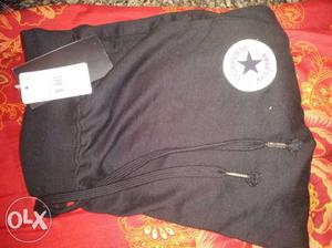 New unused converse track pant.. im selling it