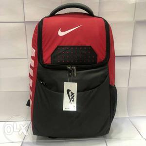 Nike bagpacks at low rates