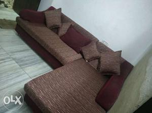 Sofa with coushins as new in mint condition