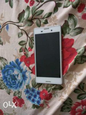 Sony xperia L. 1 year old