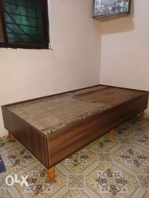 Woodden Diwaan (Bed with Box) in a proper